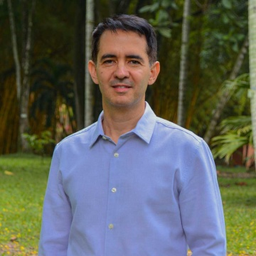  Alejandro